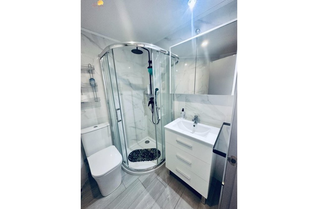 Resale - Apartment - Torrevieja - Curva del Palangre