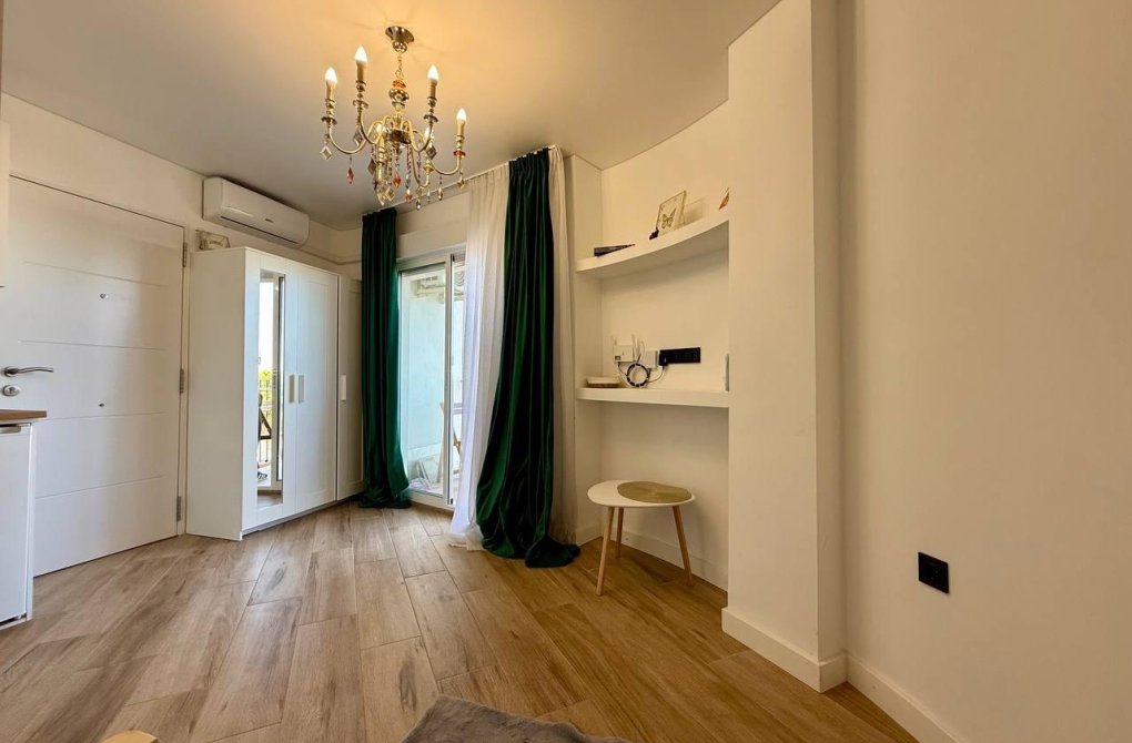 Rynek wtórny - Studio - Torrevieja - La Mata