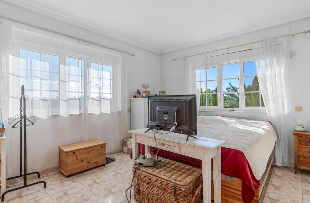 Вторичное жилье - Финка / Загородная недвижимость - Los Montesinos