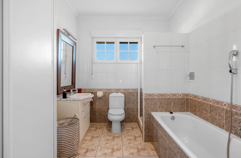 Вторичное жилье - Финка / Загородная недвижимость - Los Montesinos