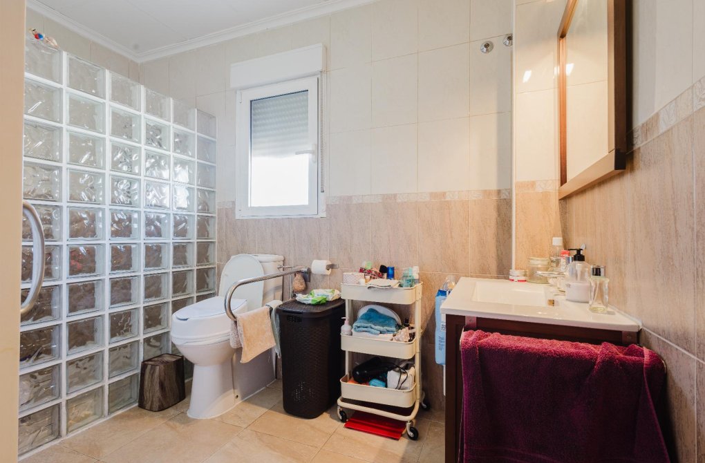 Resale - Chalet - Torrevieja - La siesta