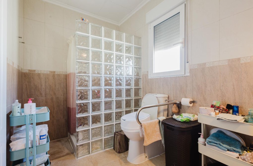 Resale - Chalet - Torrevieja - La siesta