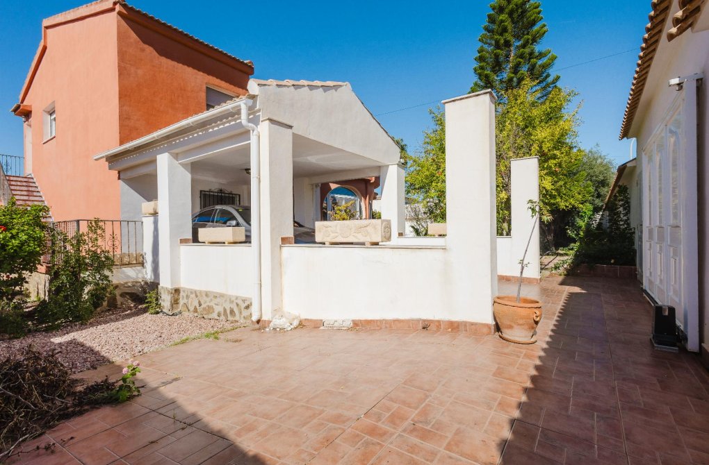 Resale - Chalet - Torrevieja - La siesta