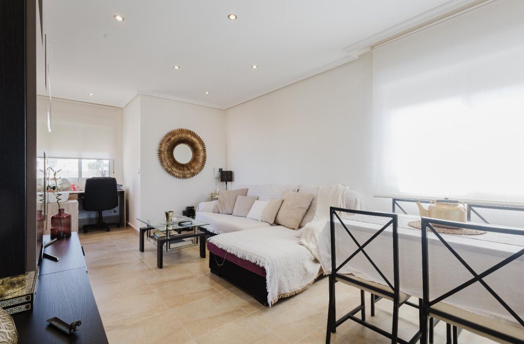 Resale - Chalet - Torrevieja - La siesta