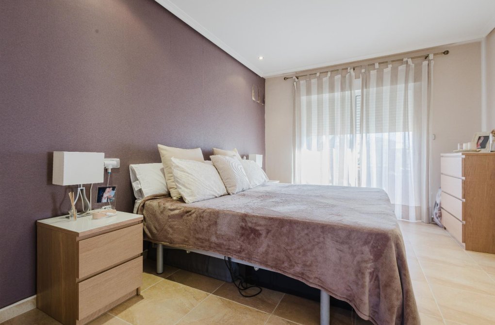 Resale - Chalet - Torrevieja - La siesta