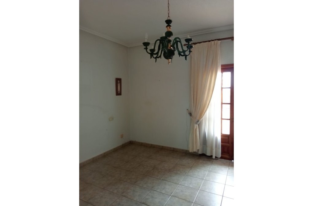 Resale - Casa o Chalet Independiente - Daya Nueva