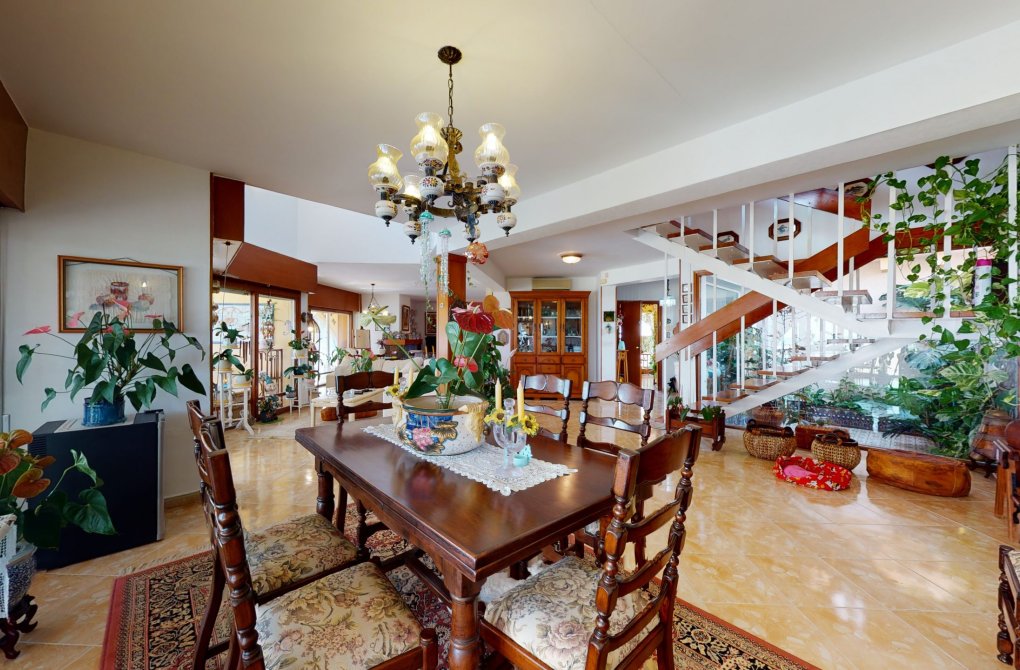 Вторичное жилье - Casa или Chalet Independiente - Orihuela Costa