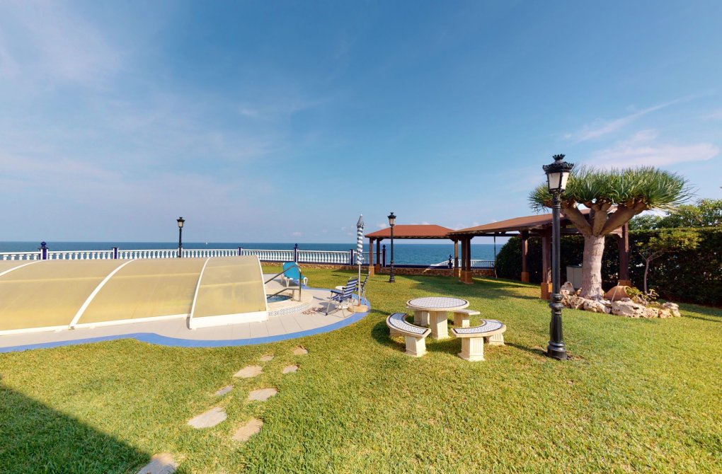 Вторичное жилье - Casa или Chalet Independiente - Orihuela Costa