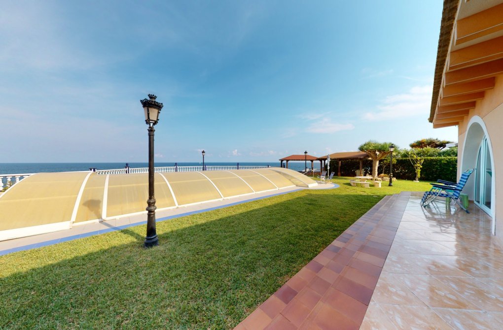 Вторичное жилье - Casa или Chalet Independiente - Orihuela Costa