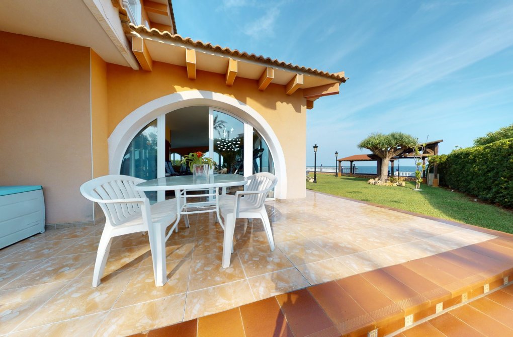 Вторичное жилье - Casa или Chalet Independiente - Orihuela Costa