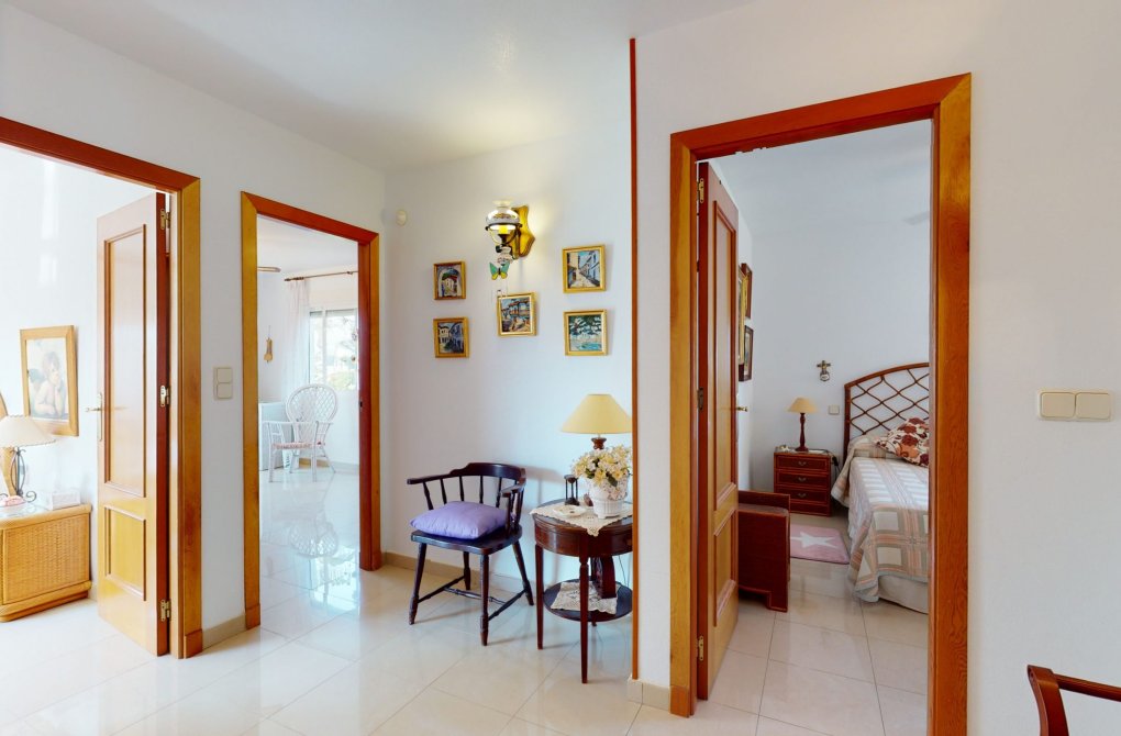 Вторичное жилье - Casa или Chalet Independiente - Orihuela Costa