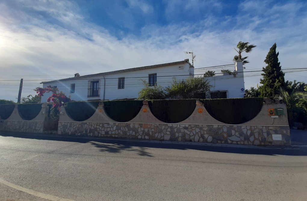 Вторичное жилье - Финка - Orihuela