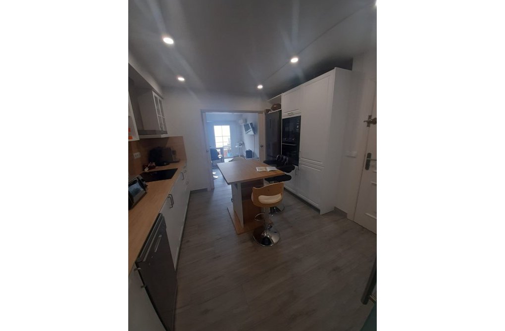 Вторичное жилье - Апартаменты - Torrevieja - torrevieja