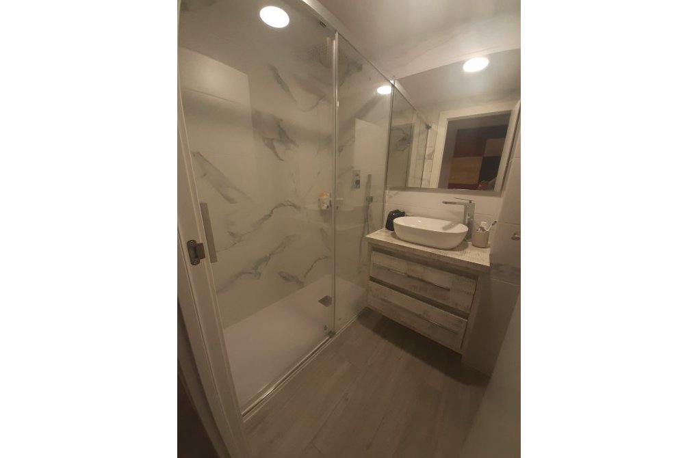 Вторичное жилье - Апартаменты - Torrevieja - torrevieja