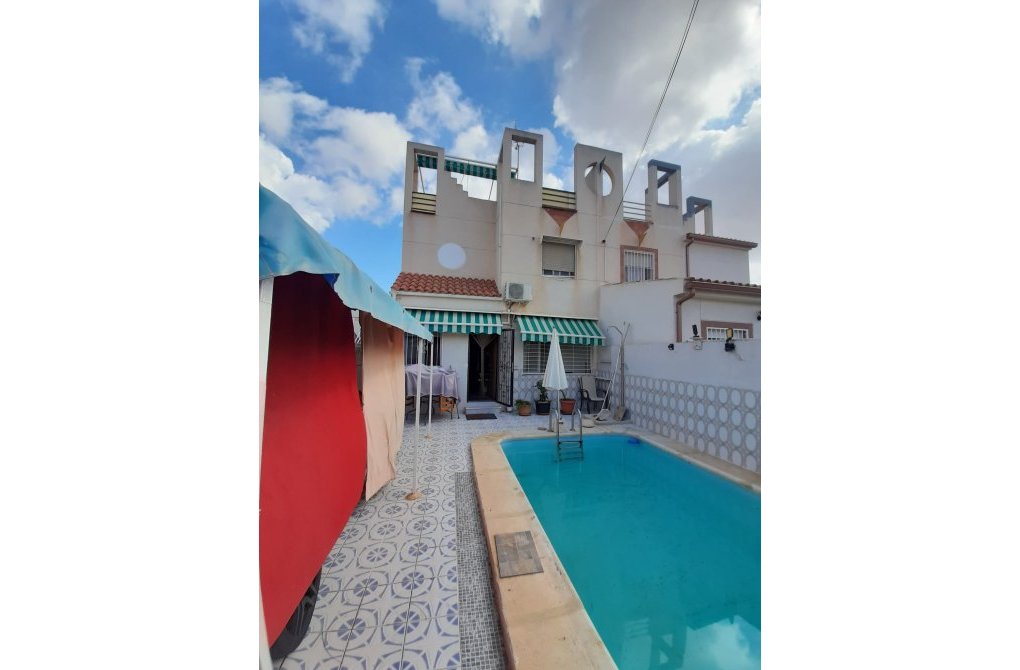 Вторичное жилье - адосадо - Torrevieja - torrevieja