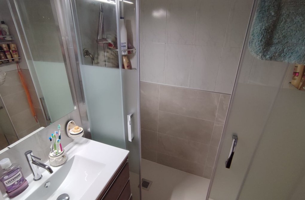 Resale - Apartamento - La Manga