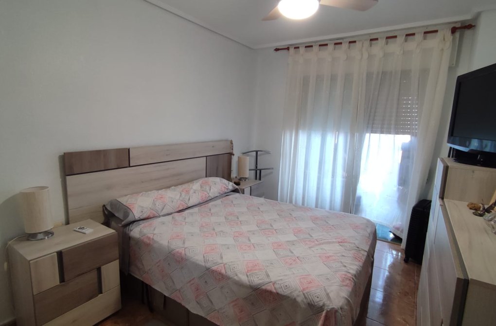 Resale - Apartamento - La Manga