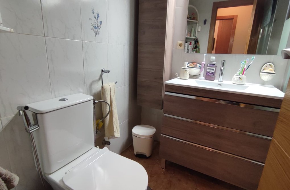 Resale - Apartamento - La Manga