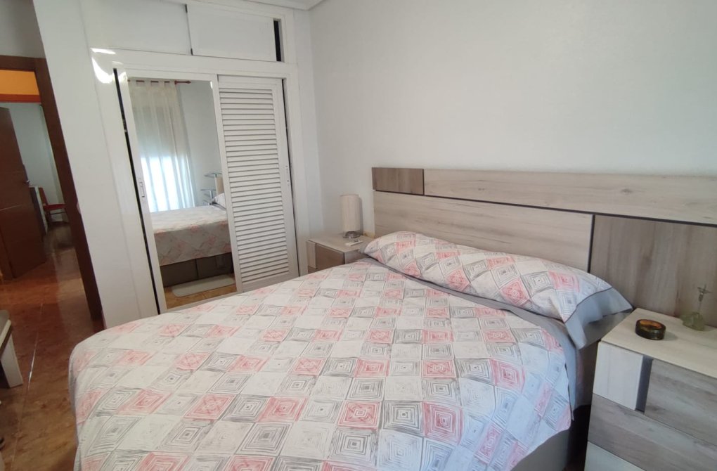 Resale - Apartamento - La Manga