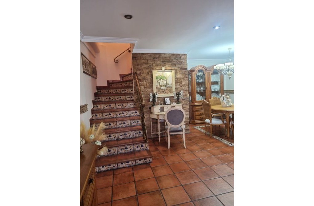 Вторичное жилье - адосадо - Orihuela Costa