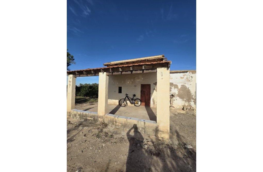 Resale - Casa - Albatera