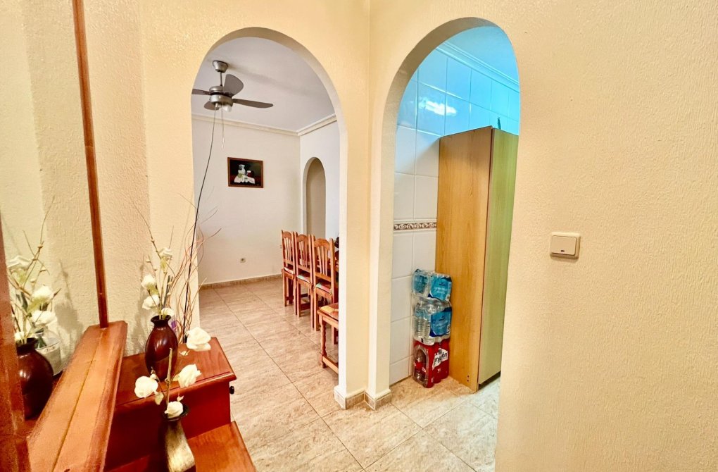 Resale - Apartment - Torrevieja - Habaneras