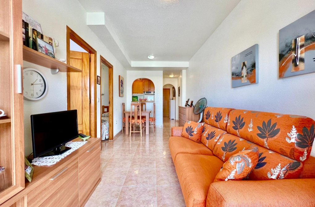 Resale - Apartment - Torrevieja - Playa del cura