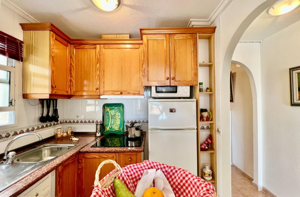 Resale - Apartment - Torrevieja - Playa del cura