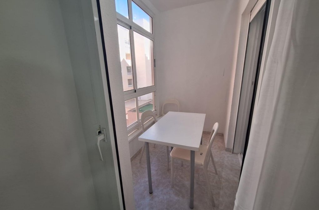  - Apartament - Torrevieja - Centro