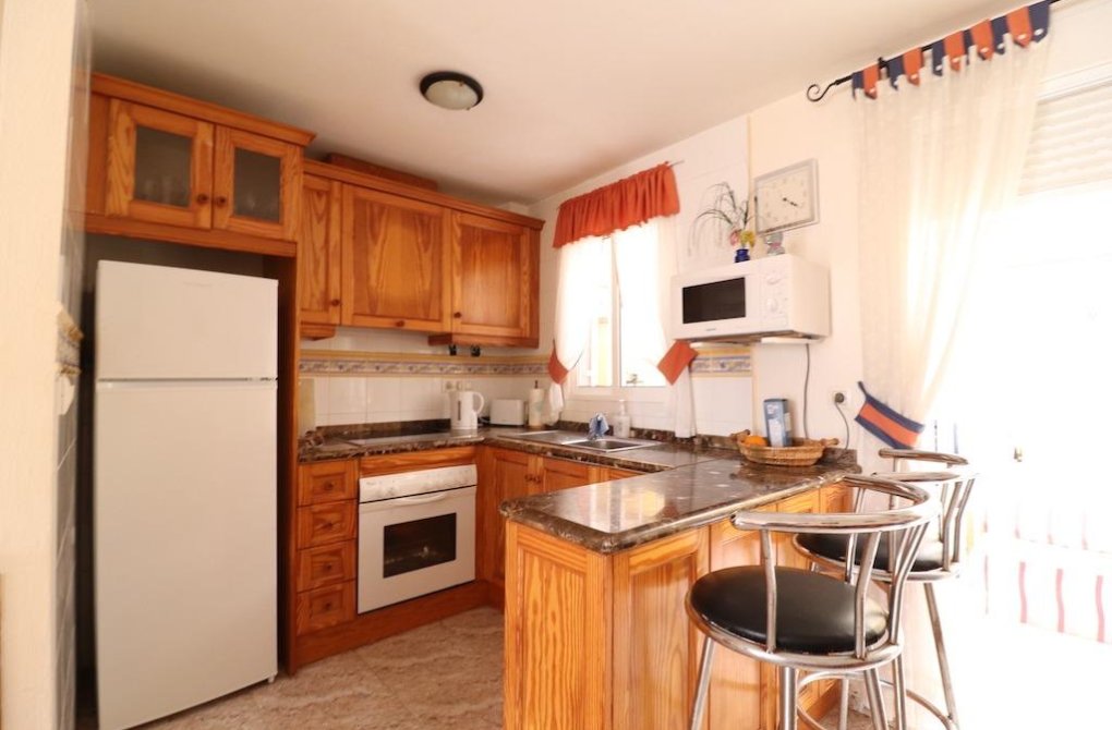 Resale - semi-detached house - Orihuela Costa - La Zenia