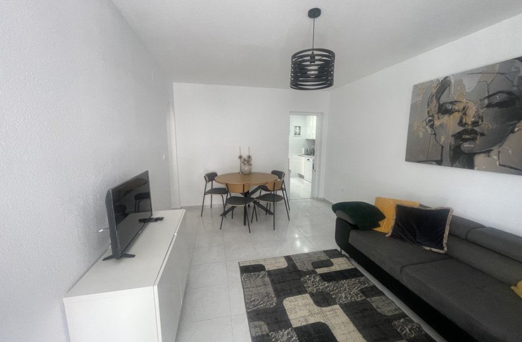 Reventa - Apartamento - La Florida