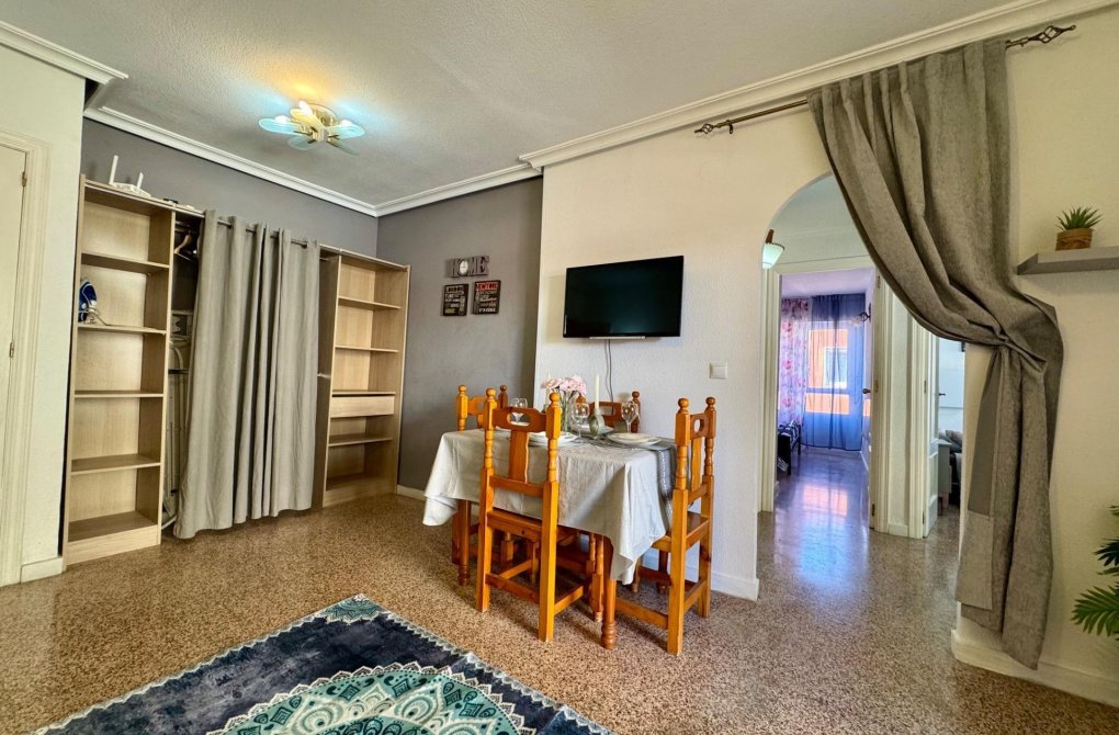 Resale - Apartment - Torrevieja - Curva del Palangre