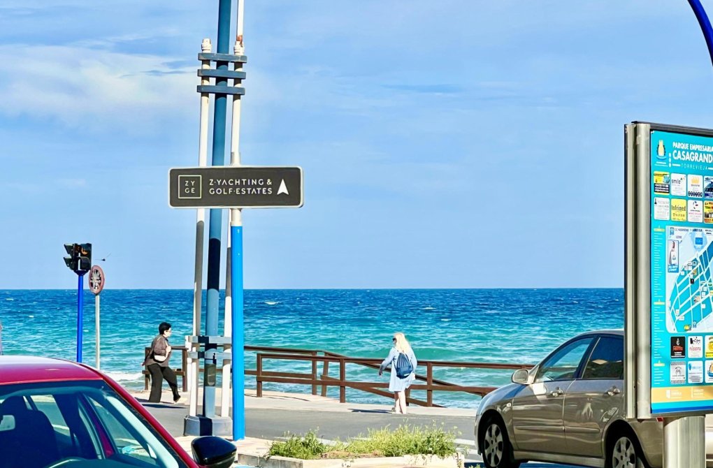 Resale - Apartment - Torrevieja - Curva del Palangre