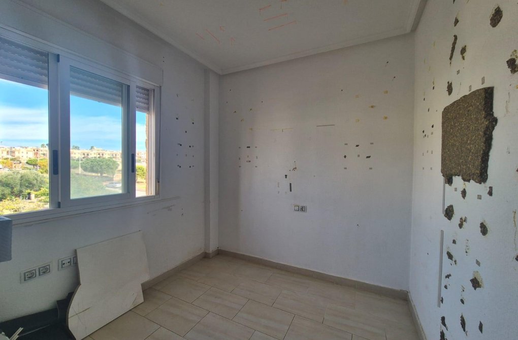 Resale - Apartment - Torrevieja - Sector 25