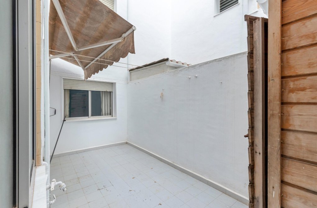 Resale - Apartment - Torrevieja - Habaneras