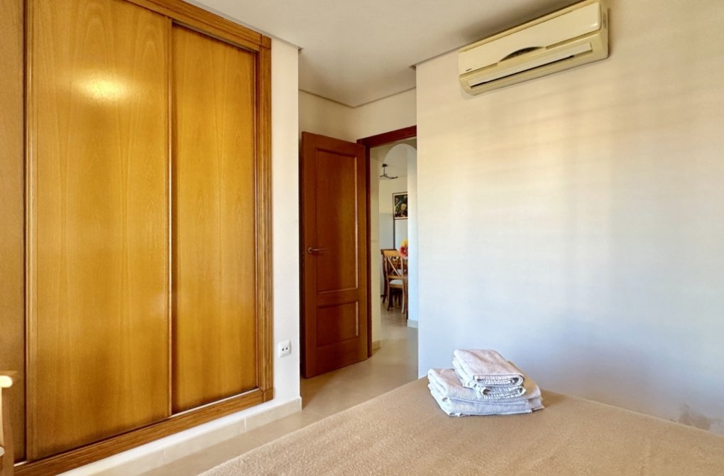 Resale - Apartment - Mil Palmeras