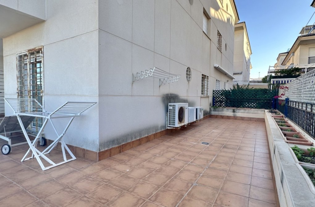 Resale - Apartment - Mil Palmeras