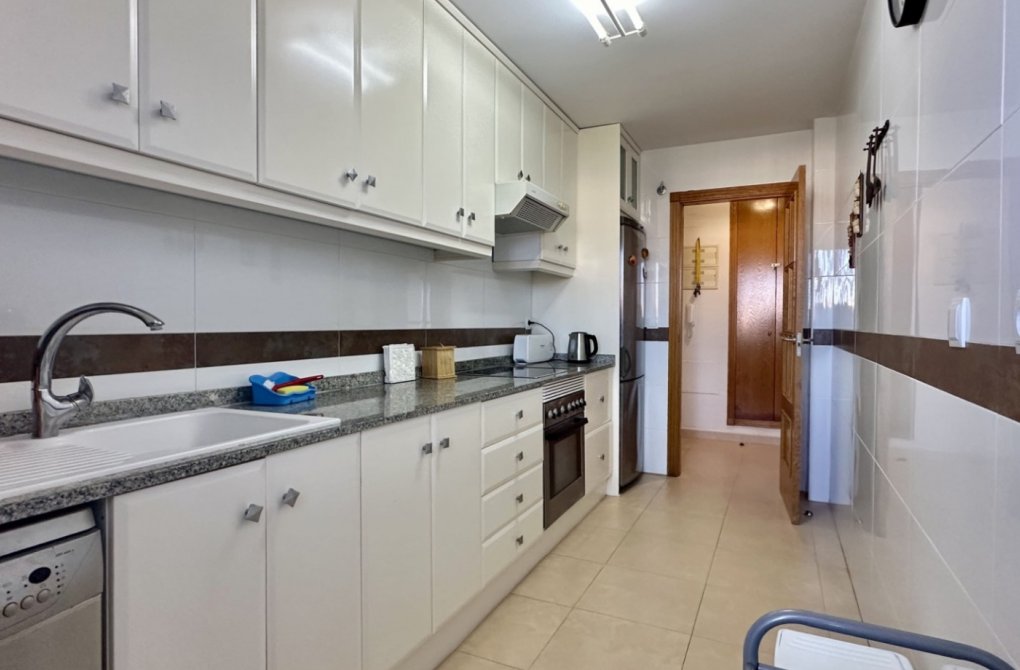 Resale - Apartment - Mil Palmeras