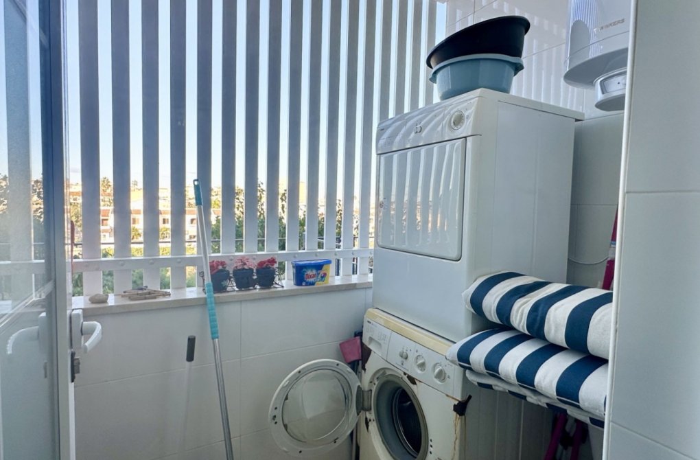 Resale - Apartment - Mil Palmeras