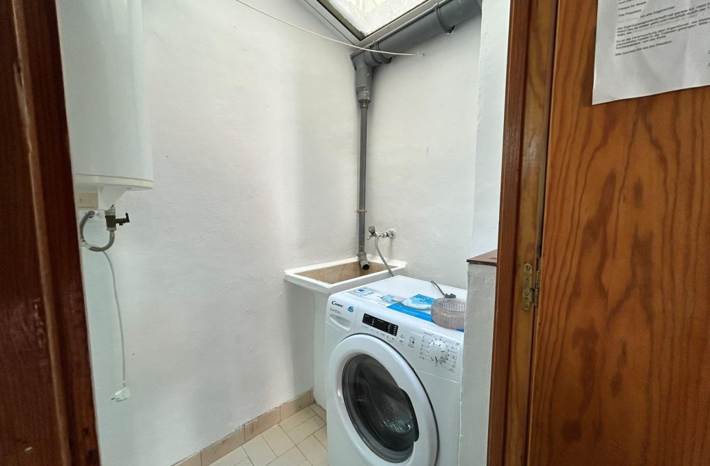 Resale - Bungalow - Torrevieja - La Siesta - El Salado - Torreta