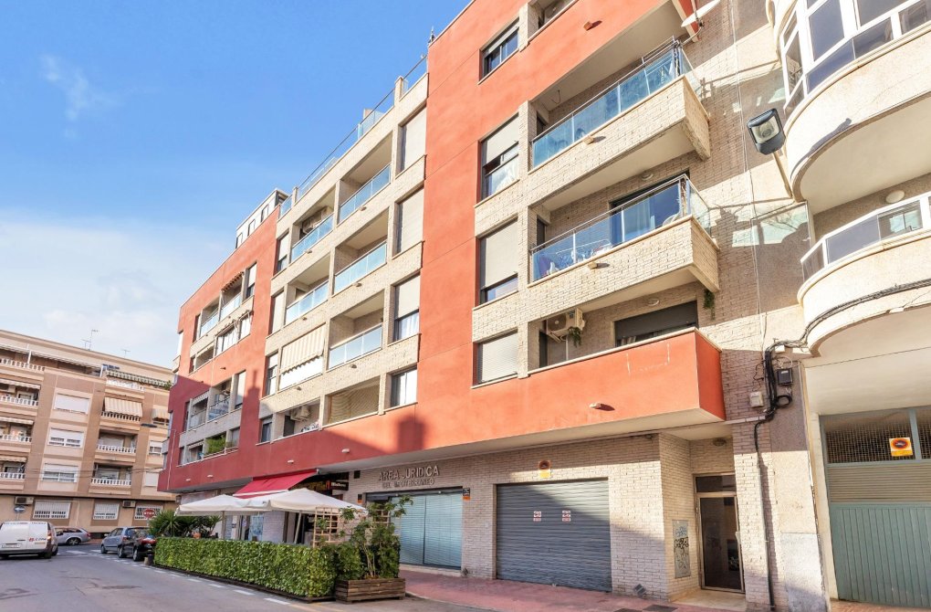 Resale - Apartment - Torrevieja - Estacion de autobuses