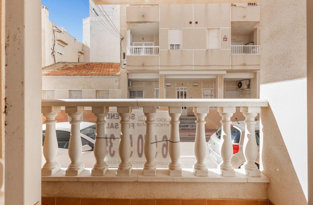 Resale - Apartment - Torrevieja - La Mata