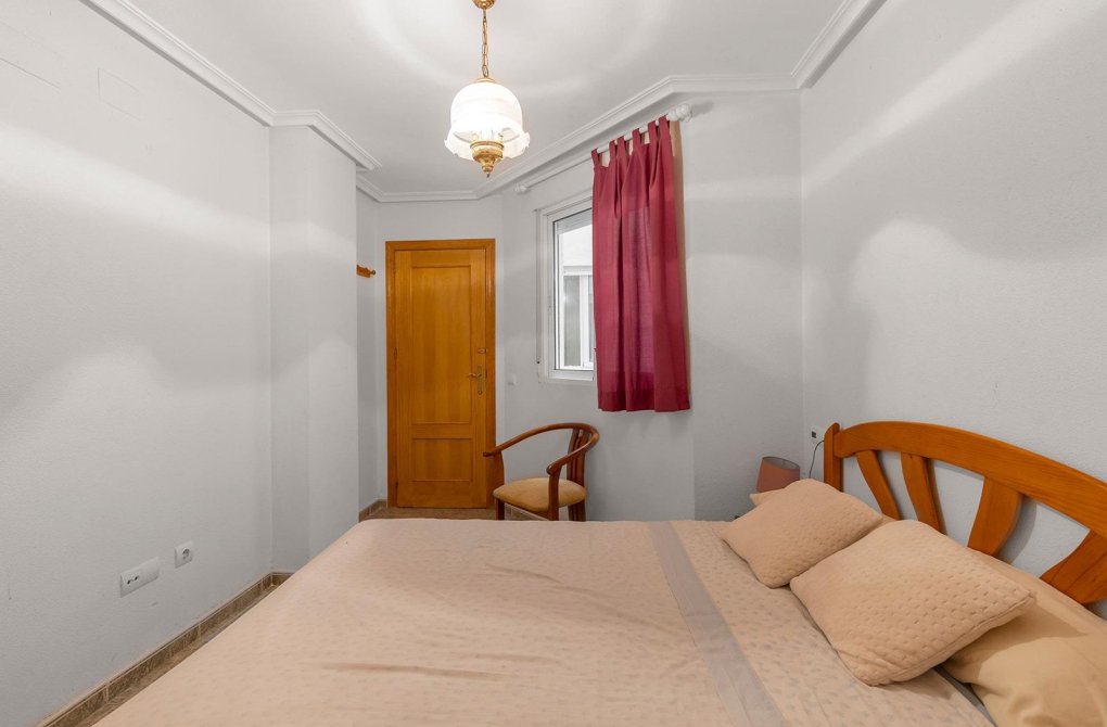 Resale - Apartment - Torrevieja - La Mata