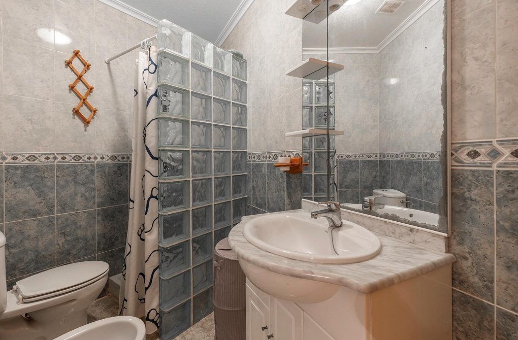 Resale - Apartment - Torrevieja - La Mata