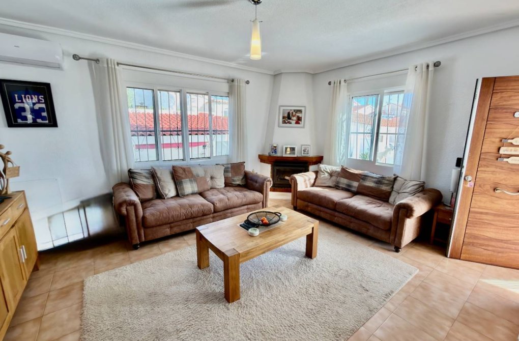 Resale - Villa - Ciudad Quesada