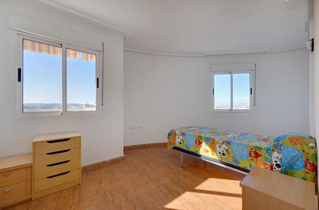 Resale - Apartamento - Torrevieja - Parque de las Naciones
