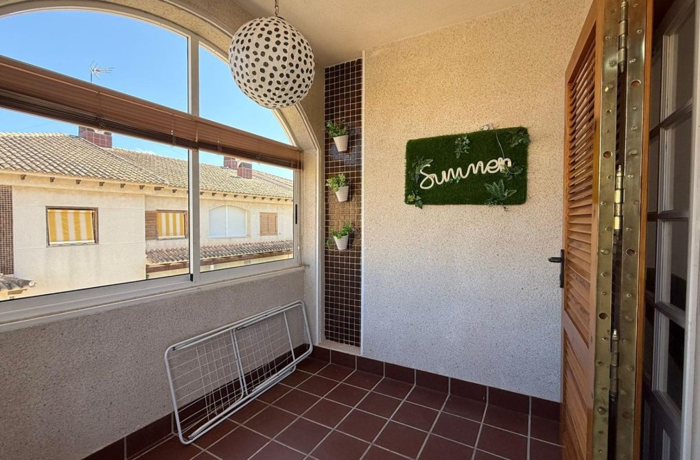 Resale - Bungalow - Torrevieja - Punta prima