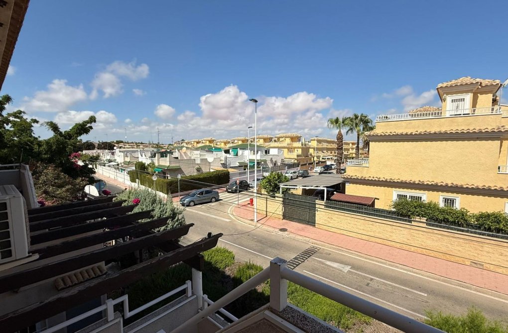 Resale - Bungalow - Torrevieja - Punta prima