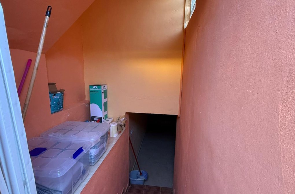 Resale - Bungalow - Torrevieja - Punta prima