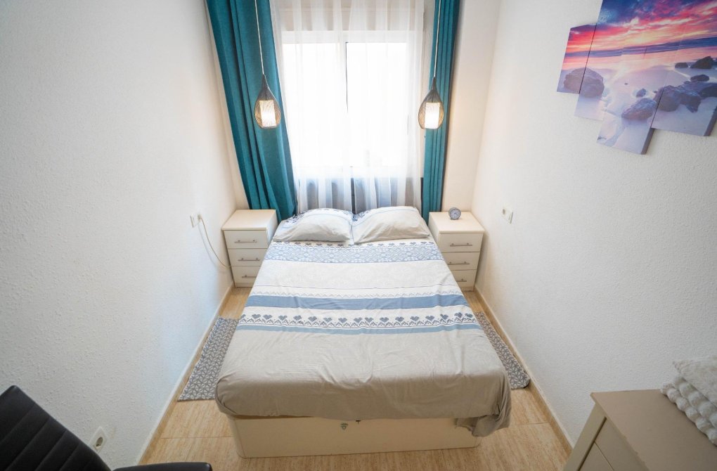 Reventa - Planta baja - Torrevieja - Playa del cura